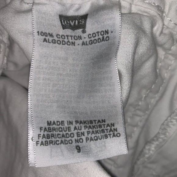 Levi’s Shorts - Picture 3 of 3